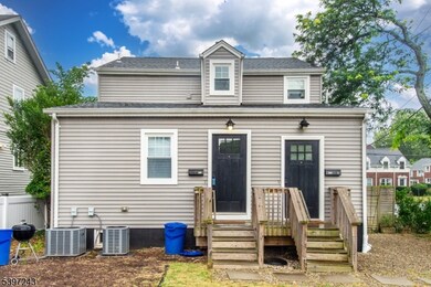 266-268 Elmwood Ave unit 1, Maplewood, NJ 07040 - photo 2