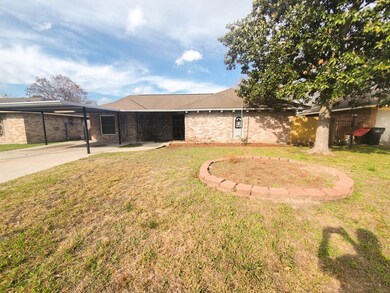 1002 Dellbrook Dr, Houston, TX 77038 - photo 4