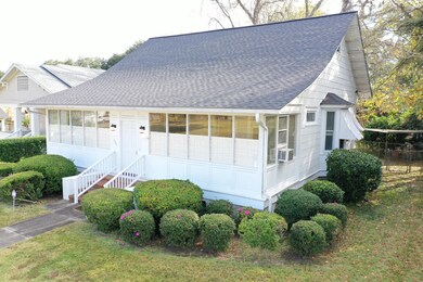 Enclosed porch