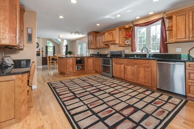 18 Smith Hill Way, Douglas, MA 01516 - photo 6