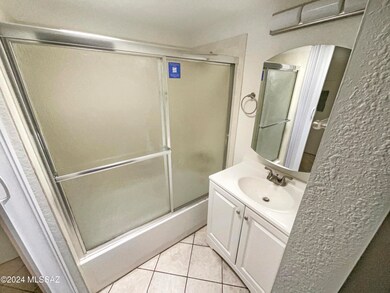 712 W Limberlost Dr unit 56, Tucson, AZ 85705 - photo 7