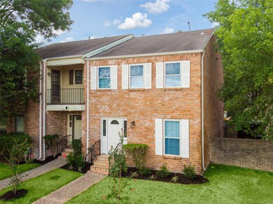 5752 Maple Hill Dr, Houston, TX 77088 - photo 4