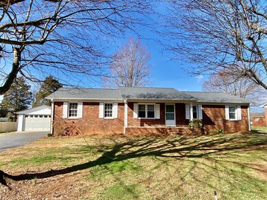 179 Victoria Dr unit 77, Statesville, NC 28625 - photo 2