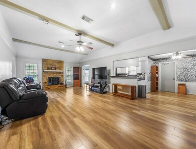 2410 Harwell Cir, Alvin, TX 77511 - photo 6