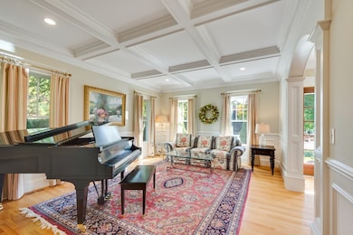 98 Riverbend Ln, Needham, MA 02492 - photo 5