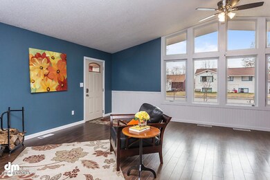 Living Room with vaulted ceilings