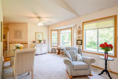 3904 Richland Dr NW, Cedar Rapids, IA 52405 - photo 5