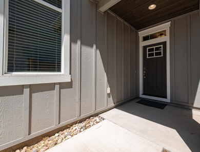 20482 Del Coco Ct, Bend, OR 97702 - photo 3