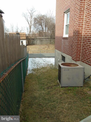 718 Michell St, Ridley Park, PA 19078 - photo 4