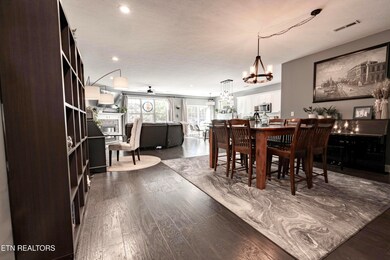 2238 Boulder Crest Ln, Sevierville, TN 37876 - photo 3