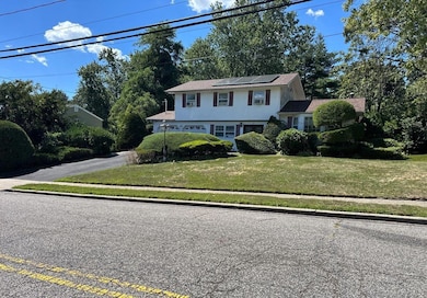 65 Landscape Dr, Wheatley Heights, NY 11798 - photo 5