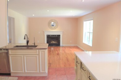 5 Dennis Dr, Clifton Park, NY 12065 - photo 6