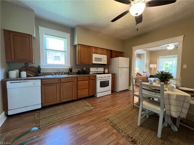 THE COMPLETE KITCHEN REMODEL INCLUDED: NEW CABINET