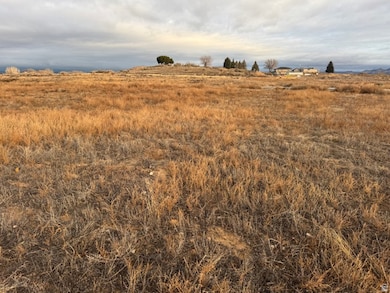 242 E 1940 S unit 24, Vernal, UT 84078 - photo 3