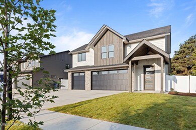 Front right elevation