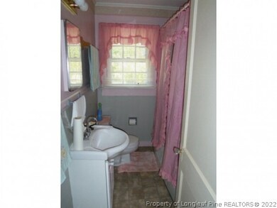 705 Red Oak Dr, Siler City, NC 27344 - photo 6