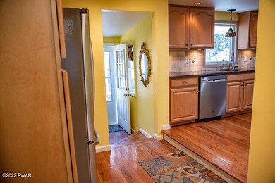 104 Stag Ln, Dingmans Ferry, PA 18328 - photo 3