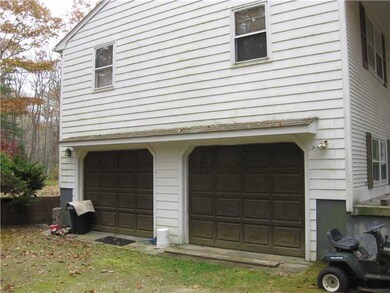 Parking Lot/Garage. 2 Car Garage!