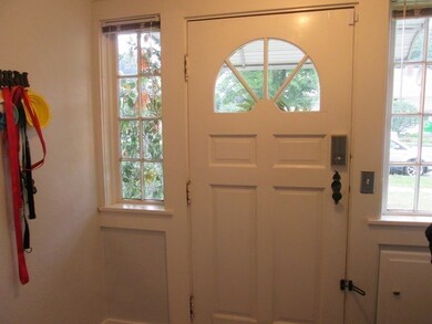 4 Westinghouse Pkwy, Worcester, MA 01606 - photo 4