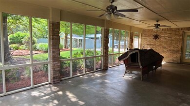 2114 Pecan St, Bonham, TX 75418 - photo 4