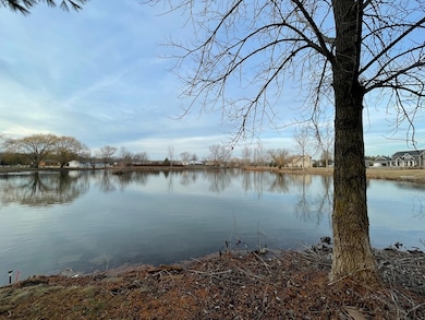 38 Nightingale Cir, Camargo, IL 61919 - photo 2