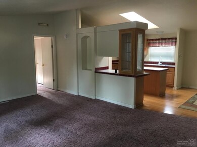 60902 Duke Ln, Bend, OR 97702 - photo 4