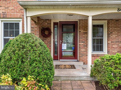 305 Tramore Ct, Sterling, VA 20164 - photo 5