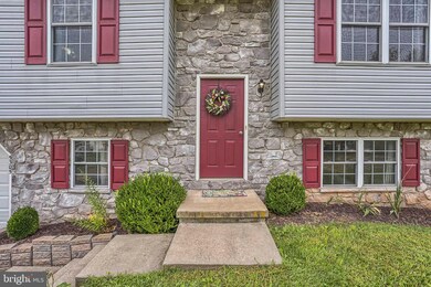 5305 Board Rd, Mount Wolf, PA 17347 - photo 6