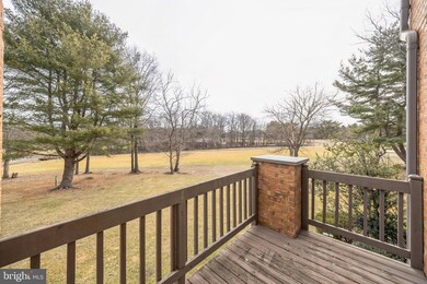 810 Augusta Cir unit 810, Mount Laurel, NJ 08054 - photo 3