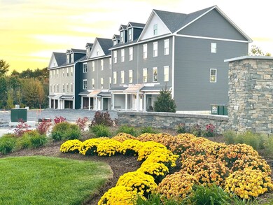 8 Elise Ave unit Lot 4, Londonderry, NH 03053 - photo 4