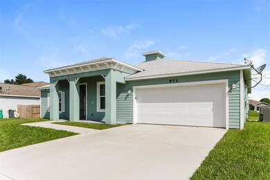 971 SW McComkle Ave, Port Saint Lucie, FL 34953 - photo 4