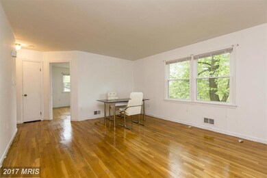 6100 Somerset Rd, Riverdale, MD 20737 - photo 2
