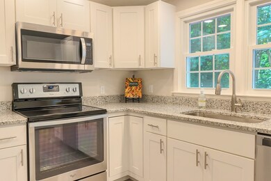 2 Bay Edge Ln, Worcester, MA 01604 - photo 6