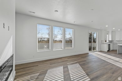 9' CEILINGS ON MAIN FLOOR & FIREPLACE IN GREAT ROOM! (PICTURE OF PREVIOUS BUILT HOME-COLORS AND MATERIALS MAY VARY)