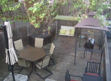 1383 Circlewood Dr, Central Point, OR 97502 - photo 3