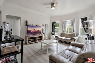 1824 S Highland Ave, Los Angeles, CA 90019 - photo 3