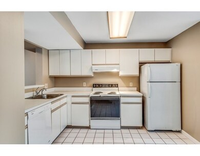 59 Linden St unit 1402, Taunton, MA 02780 - photo 5