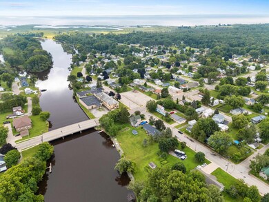 303 1st St, Oconto, WI 54153 - photo 7