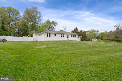 19359 Gleedsville Rd, Leesburg, VA 20175 - photo 5