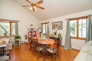 10 Juniper St, Wareham, MA 02571 - photo 4