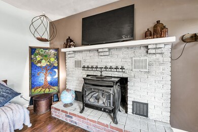 200 Dennis Willard Mo