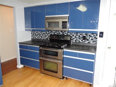 1441 Moll St, North Tonawanda, NY 14120 - photo 4