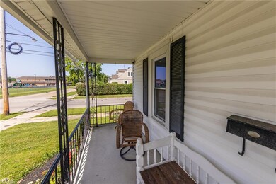2403 E 33rd St, Lorain, OH 44055 - photo 3