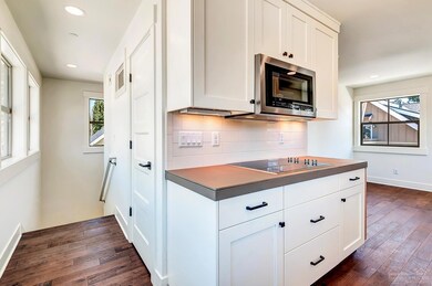 2561 NW Shields Dr, Bend, OR 97703 - photo 7