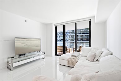 1010 Brickell Ave unit 3006, Miami, FL 33131 - photo 2