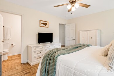 299 W Swift Creek Rd, Fletcher, NC 28732 - photo 6