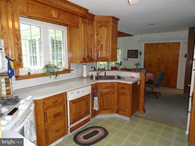 2947 Driftwood Ln, Vineland, NJ 08361 - photo 6