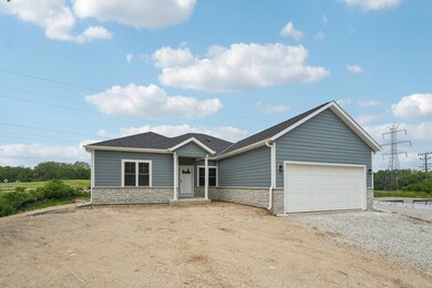 6-web-or-mls-W Tess Crk St-1306-006
