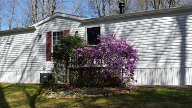 15 York Ct, Rochester, NH 03868 - photo 2