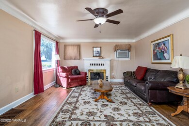 219S16th_10